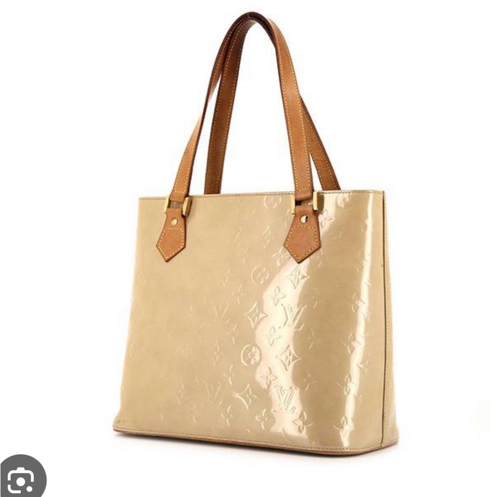 Authentic Louis Vuitton Houston Monogram Vernis and Vachetta Leather Handbag